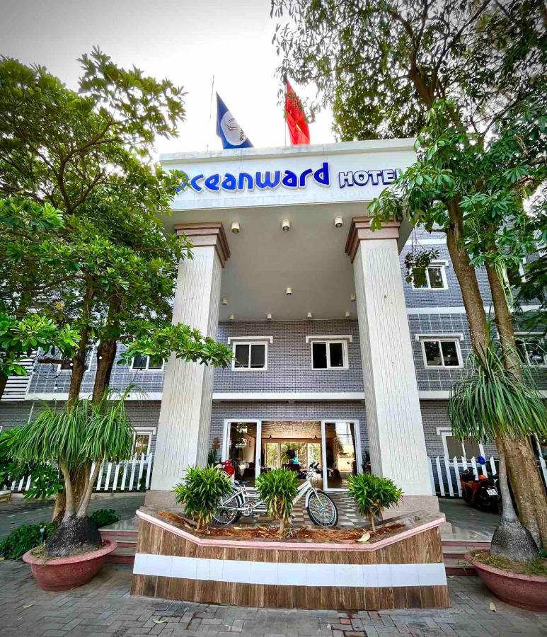 Oceanward Hotel & Resort Long Hai Exterior foto